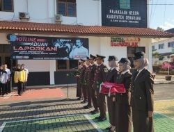 Upacara Bendera HUT Kemerdekaan RI Ke-80 Dipimpin Inspektur Kajari Kab. Semarang