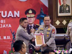 Sertijab Polda Metro Jaya Digelar dengan Tradisi Penyambutan Kapolda Baru dan Pelepasan Kapolda Lama