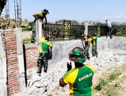 Pagar SDN Soko IV Dibangun oleh Satgas TMMD 125 Bojonegoro