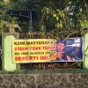 Warga Wringinputih Pasang Spanduk Protes, Dipicu Jalan Desa Rusak Parah