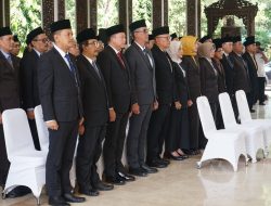 61 Pejabat Pemkab Sidoarjo Dilantik Bupati, Tekankan Integritas dan Pelayanan Prima