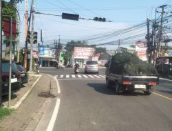 Diver Ojek Online: Lampu Lalin Pertigaan Jalan Muchtar Depok  Tidak Berfungsi