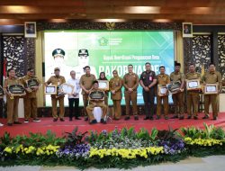 Bupati Subandi dalam Rakorwasdes 2025, Apresiasi 10 Desa Dengan Tata Kelola Desa Sangat Memadai