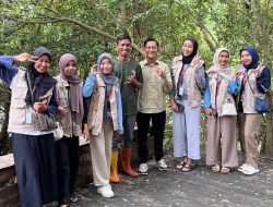 Mahasiswa UIN Gus Dur Ikut Gerakan Pemuda Atasi Sampah di Pekalongan